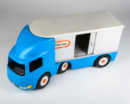 BE031 BIG SEMI TRUCK