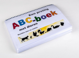 BO024 ABC-BOEK MET DIEREN BEELDEN ZIEN EN VOELEN