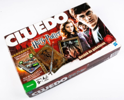 G0032 CLUEDO DE WERELD VAN HARRY POTTER