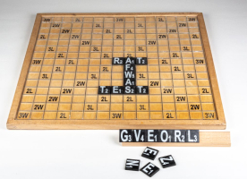 G0346 SCRABBLE DE LUXE in braille