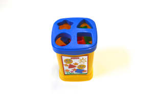 ZO074 VIERKANTE GELE VORMENSTOOF MET BLAUW DEKSEL ZO074 VIERKANTE GELE VORMENSTOOF MET BLAUW DEKSEL